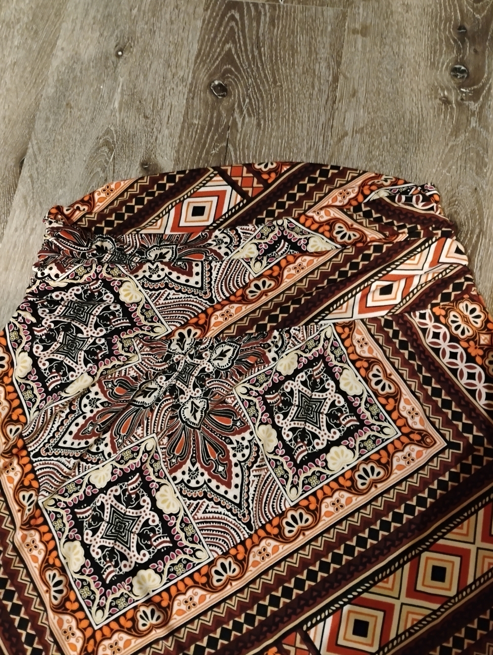 Apt. 9 Maxi Skirt in Brown, Black & Orange Geometric Print Raunched On The Sides